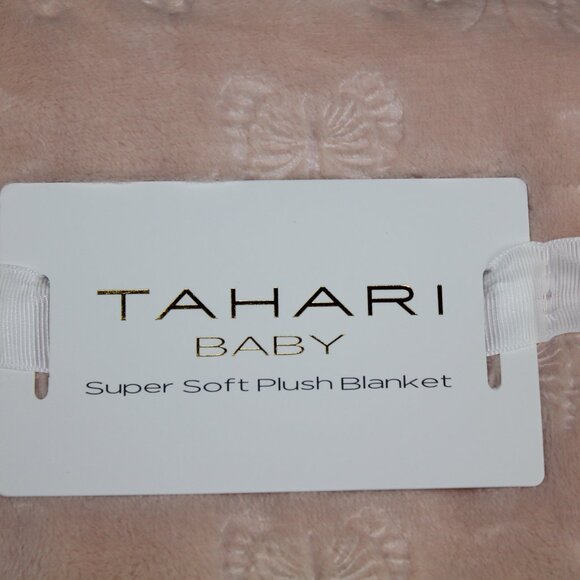 Tahari Baby Peach Butterfly Embossed Fleece Blanket Infant Girls Soft NWT - Picture 2 of 5